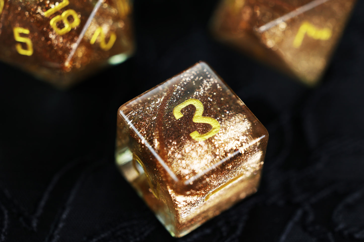 Dreamlike 7-Dice Set
