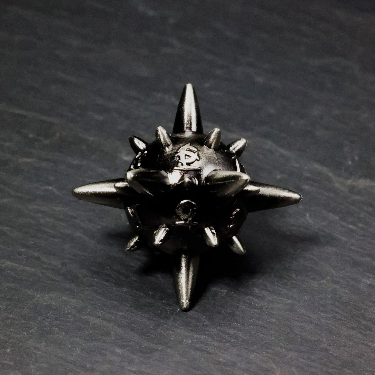 DiceNest    Fate Arsenal – Multi-structure dice inspired by iconic D&D classes