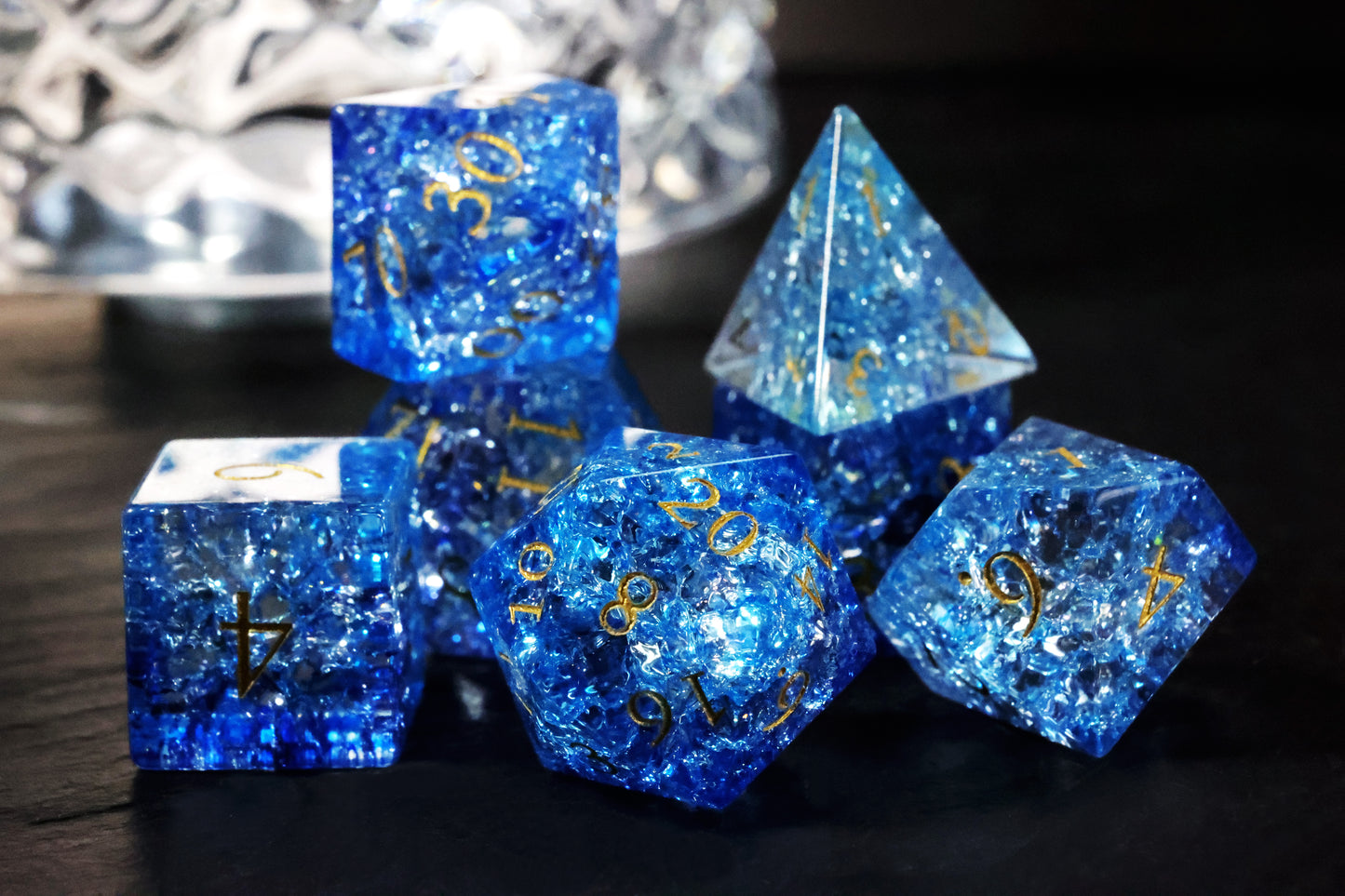 DiceNest   “Poison” – Negative Pressure Infused Shatter Crystal Dice Set