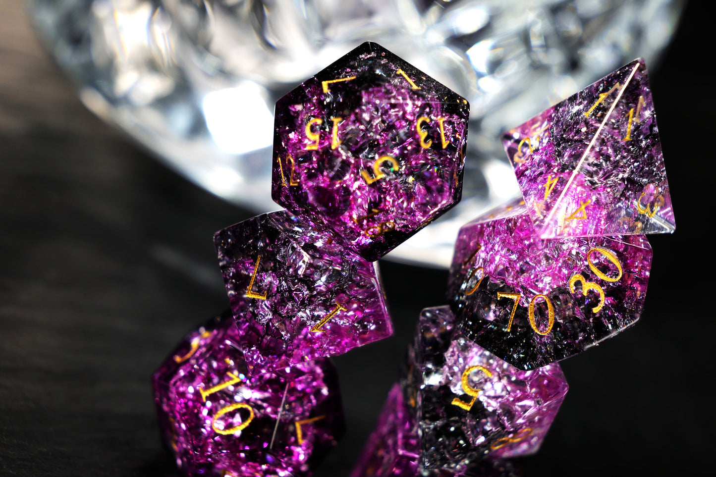 DiceNest   “Poison” – Negative Pressure Infused Shatter Crystal Dice Set