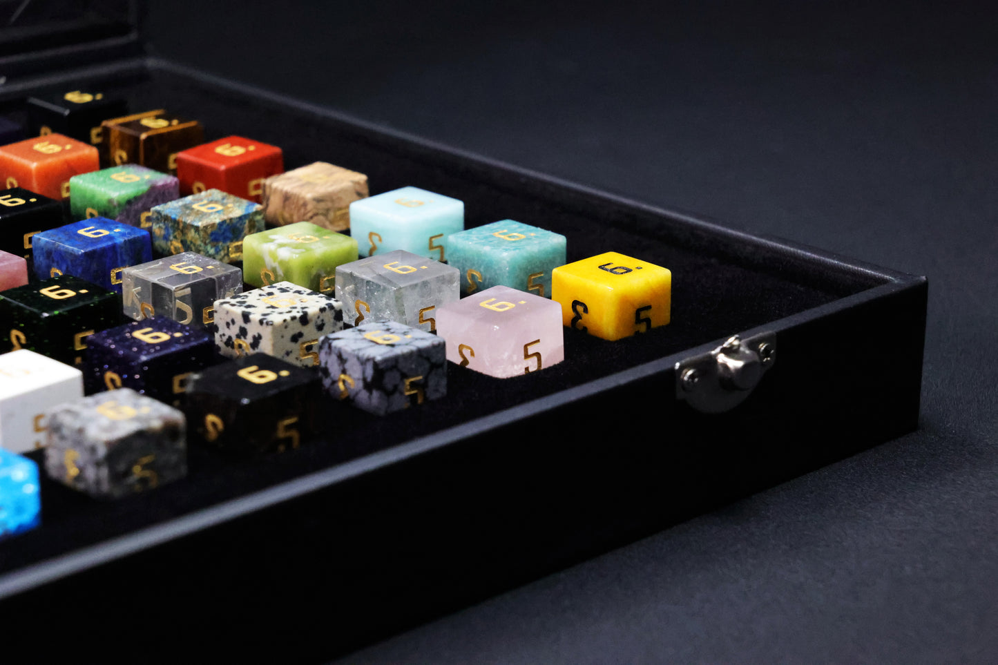 DiceNest  *** Mystic Realm G70 – Global Gemstone Dice Collection