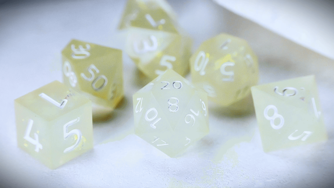 DiceNest  *** Photochromic RPG Dice Set (Magically changing color under sunlight）